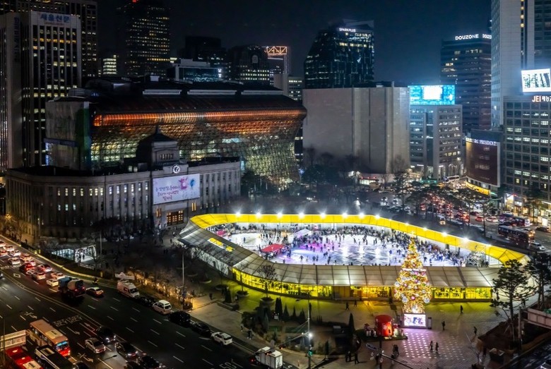 도심 한복판 겨울 열기로 후끈… 