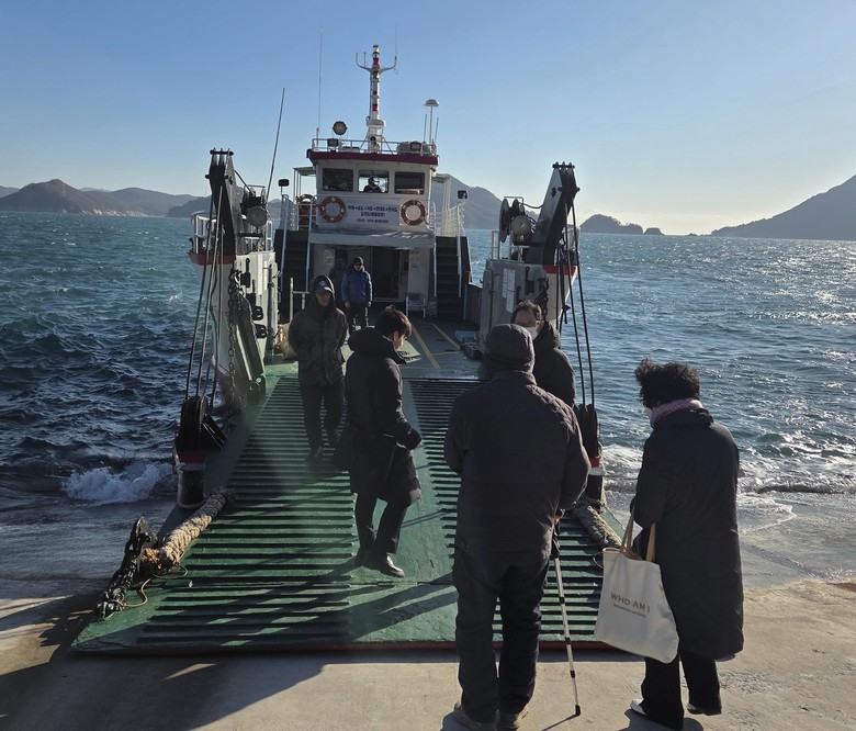 경남도, 소외도서 항로 운영 지원사업...